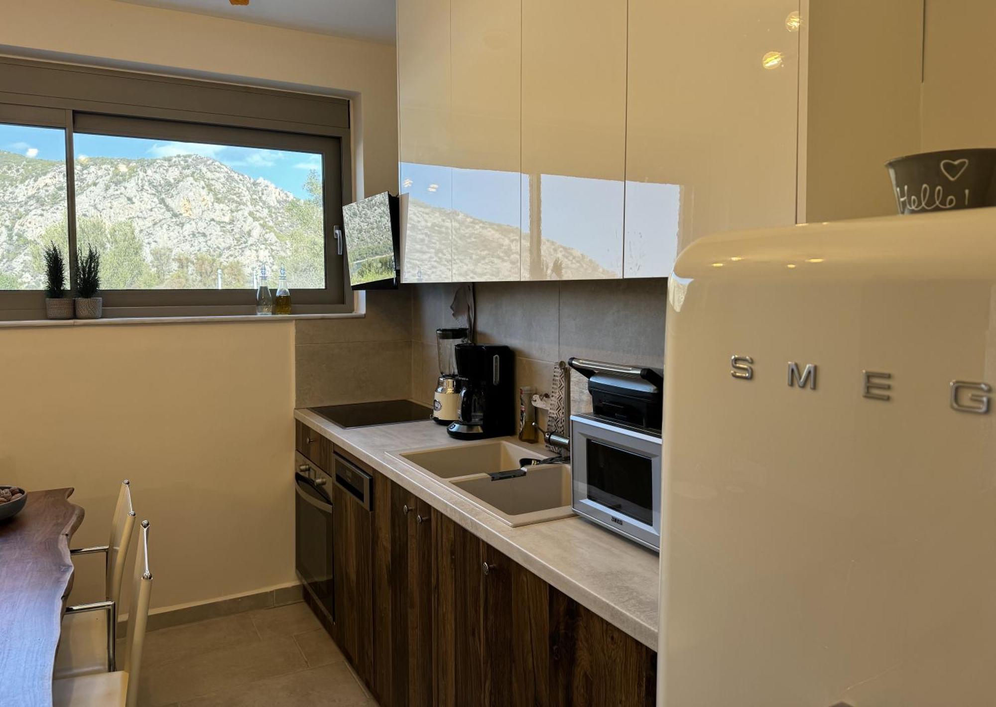 Topos Luxury Stay Heraion Loutraki  Bagian luar foto